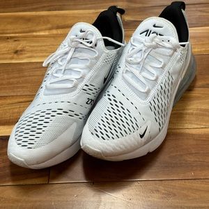 Nike Air Max 270